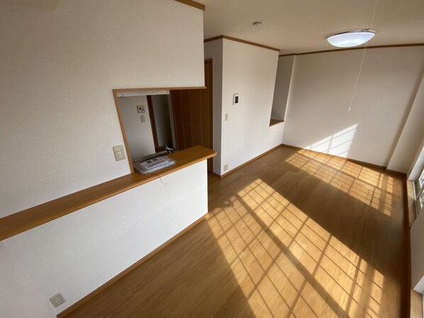 サニーレジデンスの物件内観写真